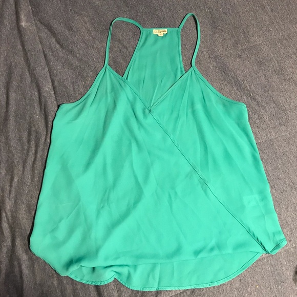 Top - Picture 1 of 1